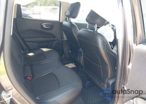 2021 Jeep Compass Latitude 4X4 from USA, damaged, VIN 3C4NJDBB2MT524610